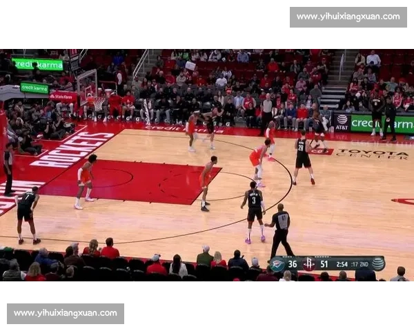 火箭队对阵雷霆队激战正酣 季后赛生死战精彩直播全程回放 火箭队对阵雷霆队激战正酣 季后赛生死战精彩直播全程回放